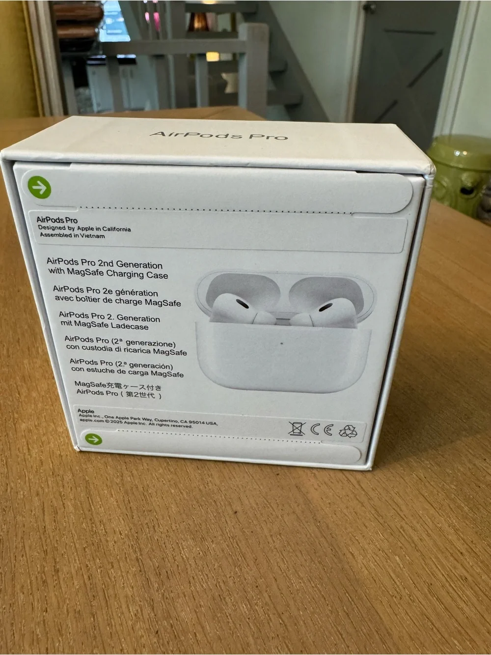 SEALED Apple AirPods Pro 2ND GENERATION w/ MagSafe Case USB C Wireless Earbuds